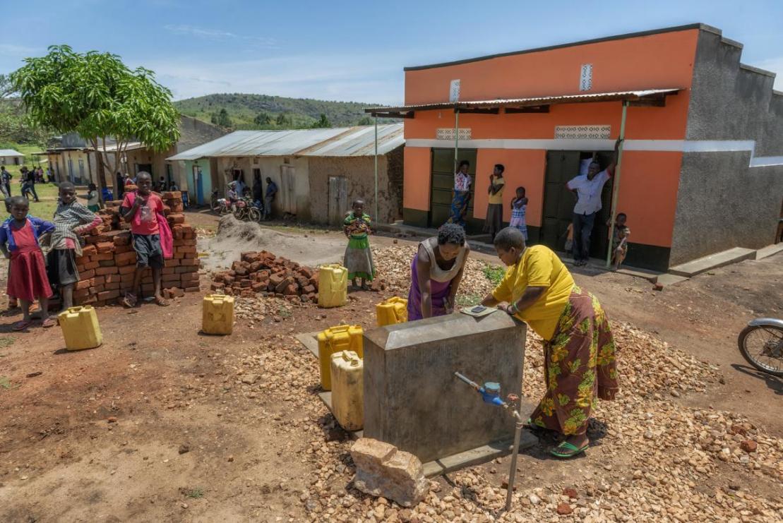 A pay as you fetch water point in Kamwenge, Uganda. Photo by Jeroen van Loon