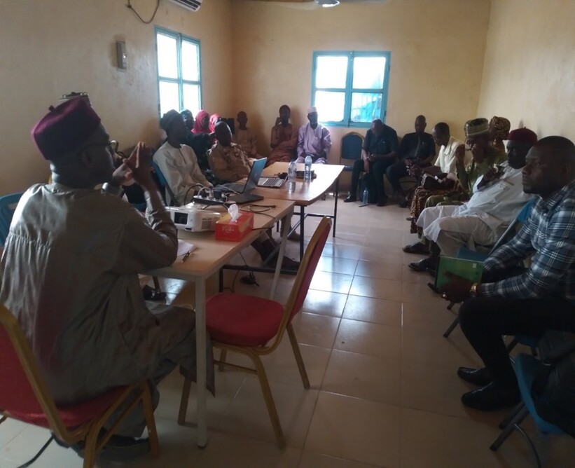 Meeting between the mayor, the representative of the commune of Tanguéta (Benin) and a number of actors from the commune of Kornaka